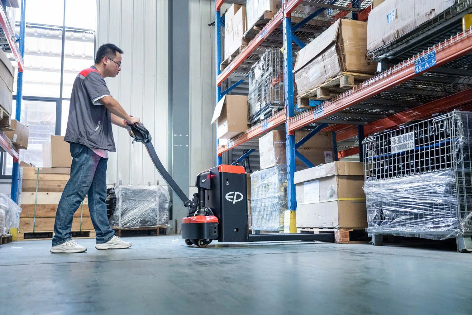 Xe Nâng Trường Phát