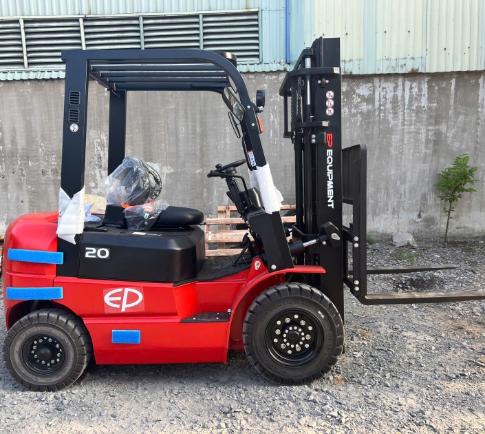 Xe nâng dầu 2 tấn CPCD20T3