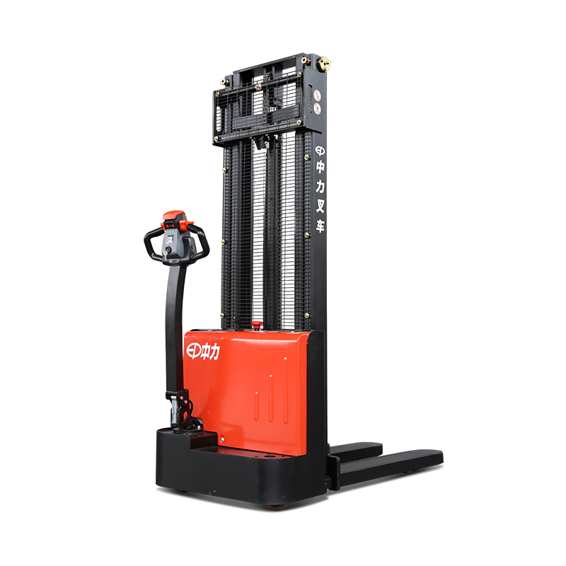 Xe nâng Stacker EST152